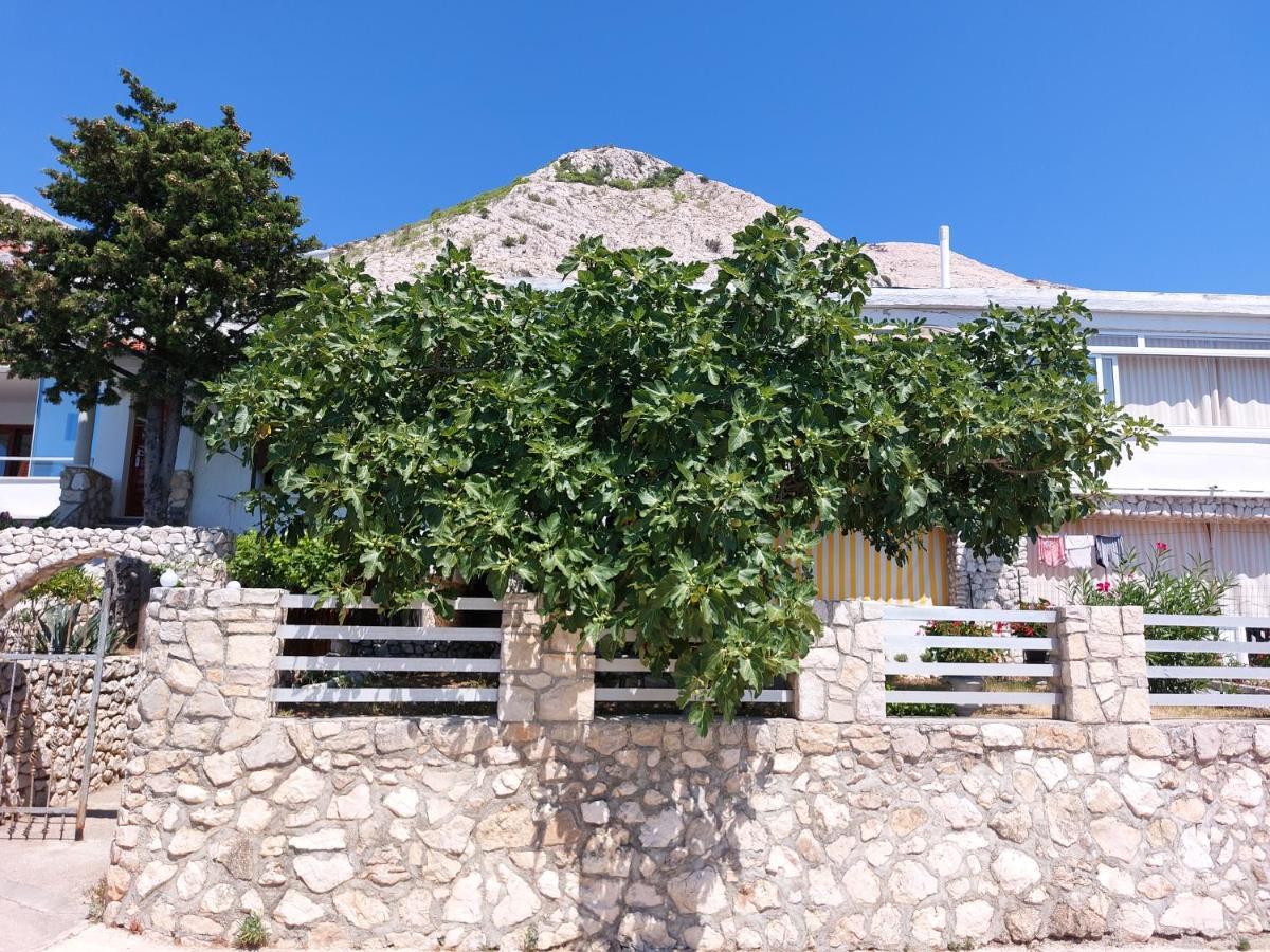 Apartmani Denis Stara Baska Luaran gambar