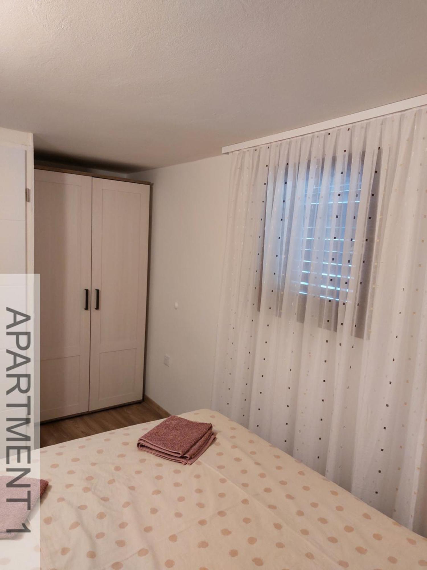 Apartmani Denis Stara Baska Luaran gambar